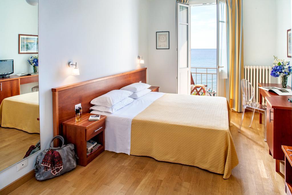Hotel Beau Sejour 알라시오 외부 사진